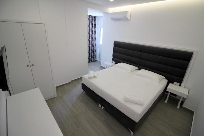 Hotel Edina Apartments By Hp Saranda Zewnętrze zdjęcie