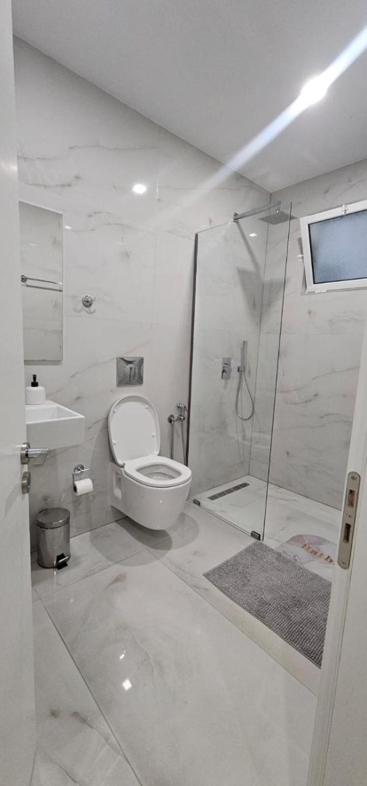 Hotel Edina Apartments By Hp Saranda Zewnętrze zdjęcie
