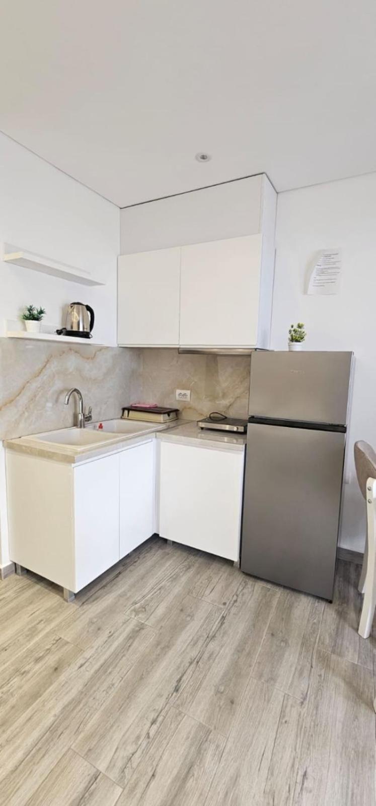 Hotel Edina Apartments By Hp Saranda Zewnętrze zdjęcie