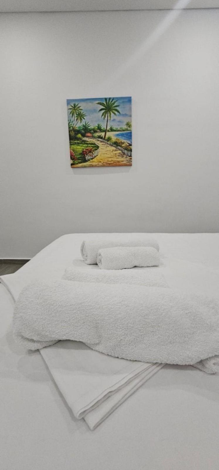 Hotel Edina Apartments By Hp Saranda Zewnętrze zdjęcie