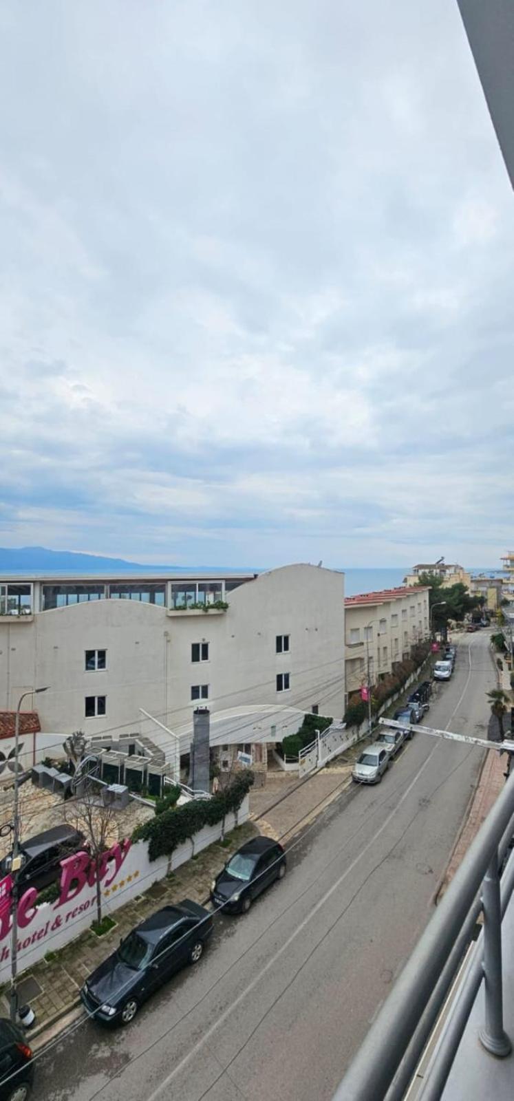 Hotel Edina Apartments By Hp Saranda Zewnętrze zdjęcie